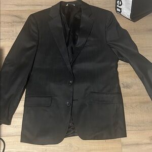 Le Chateau Elegant Black Blazer